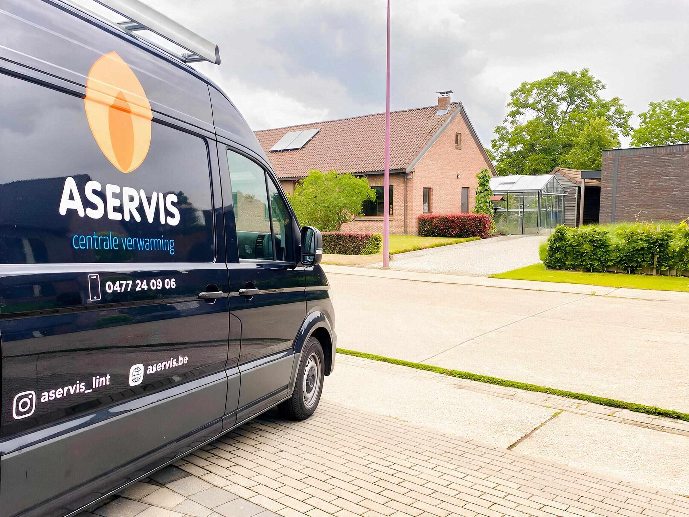 Bestelwagen van Aservis, centrale verwarming